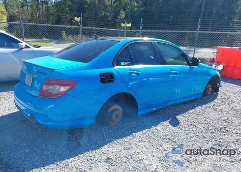 2008 Mercedes-Benz C 300 Sport из США, поврежденный, VIN WDDGF54X18F049840